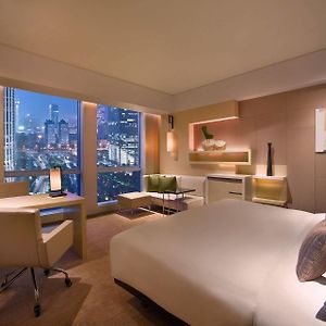 King Room Garden View